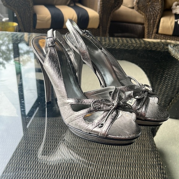Bogo ⭐️ Calvin Klein Sz 8.5 metallic grey platform high heels - Picture 3 of 14